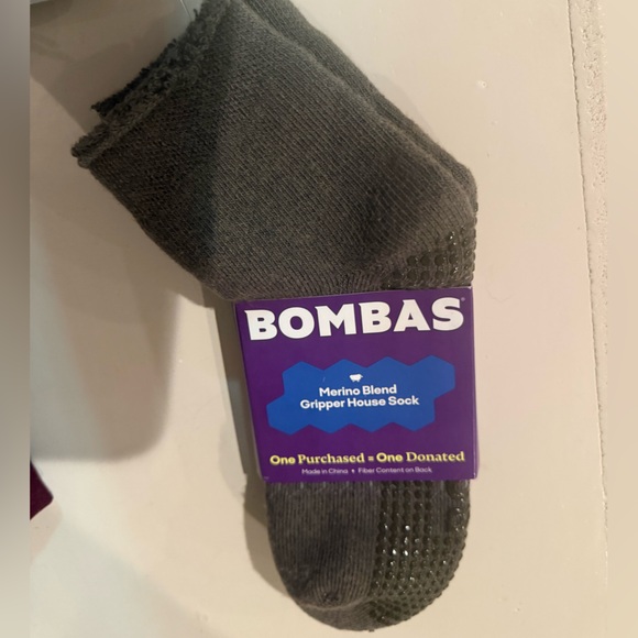 Bombas Merino Wool Blend Roll Top Gripper House Socks in olive green size medium - Picture 3 of 3